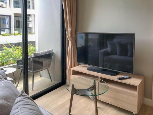 2 Bdr Apartment Near Bangtao Beach #606