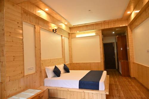 Hotel Khwabeeda Stays