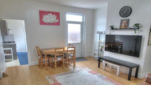 Bahili Lotus Apartments Stay In Luxury Doha