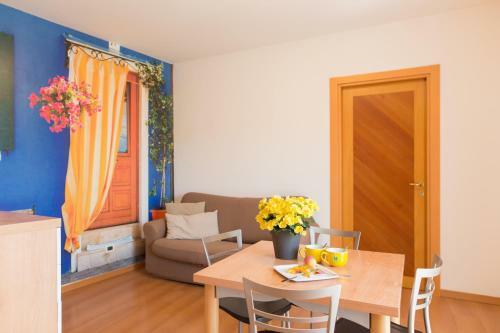 Divian Apartments