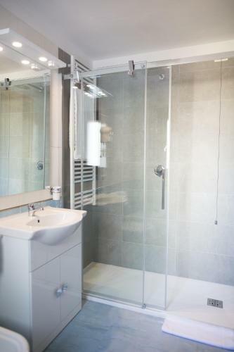Divian Apartments