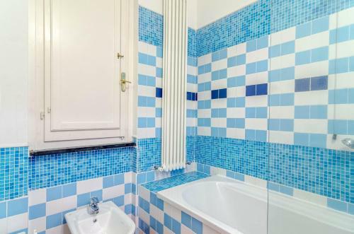 Recco Apartment With View And Pool