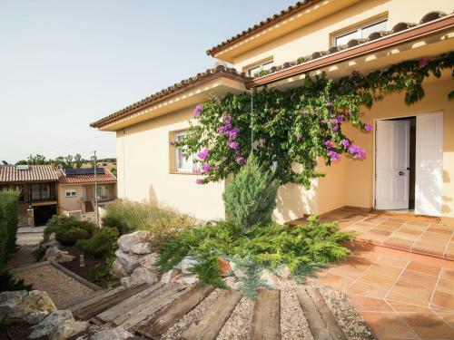 Modern Villa In Les Corts With Pool