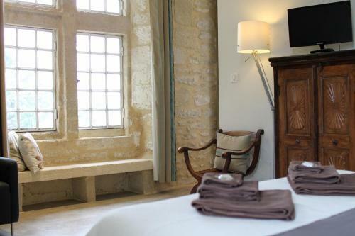 Mas De La Rivoire B&B