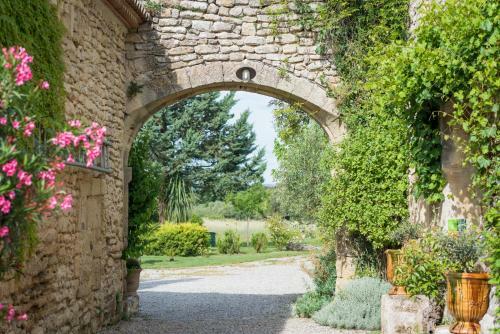 Mas De La Rivoire B&B