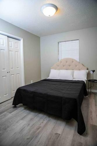Supreme Dreaming In Our Cozy Home In West Mobile