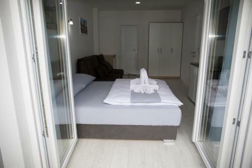 Helax Apartment
