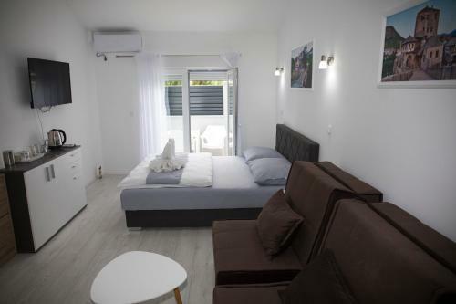 Helax Apartment
