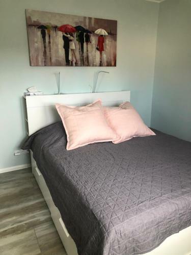 Niine Apartment 12