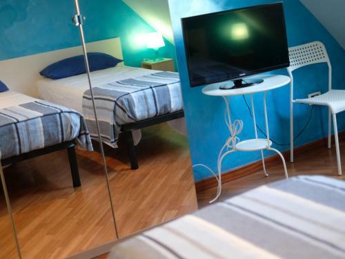 Hostal Oasi 83