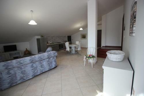 Apartamento La Soffitta - Appartamenti In Villa