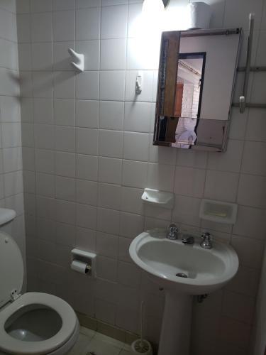Apartamento C�modo Departamento A 2 Cuadras Del Mar.