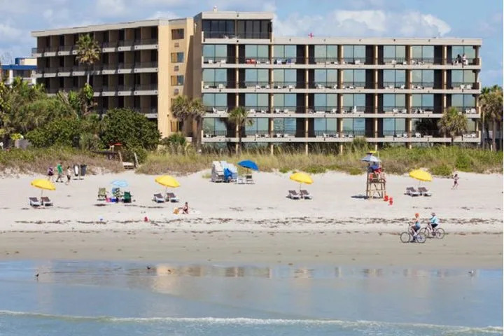 Hotel La Quinta Inn & Suites Cocoa Beach Oceanfront