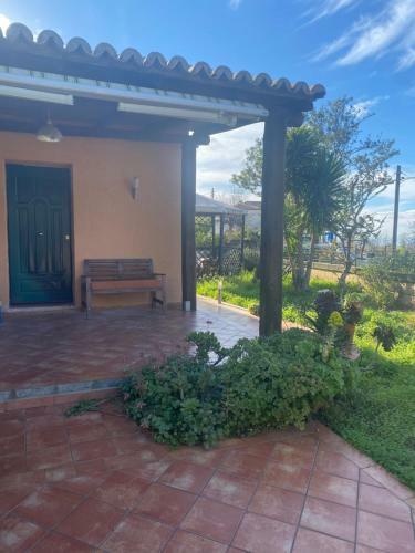 Apartamento Casale Ristrutturato 3 Km Tropea