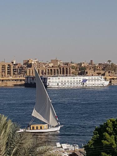 Nile Sunrise Boat For Private Rental