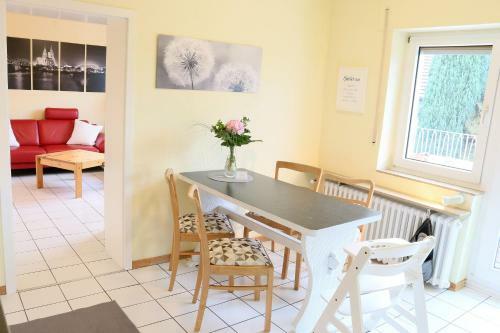 Apartamento Ferienwohnungen Domblick-herkenrath