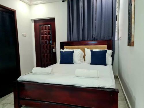 Beautiful 3-bed Apartment In Adenta Municipality