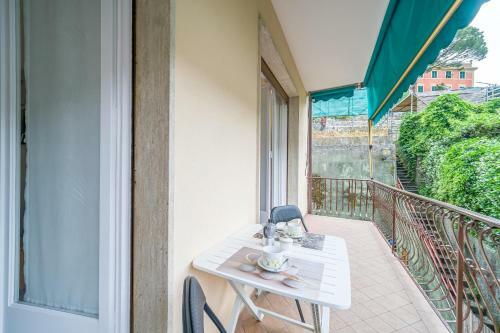 Santa Margherita Quiet Apartment With Balcony