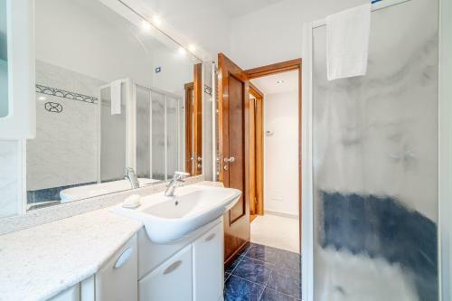 Santa Margherita Quiet Apartment With Balcony