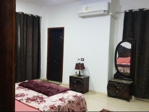 Pyramids View 3 Bedrooms Apartment