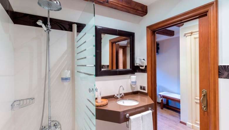 Hotel Flor De Neu