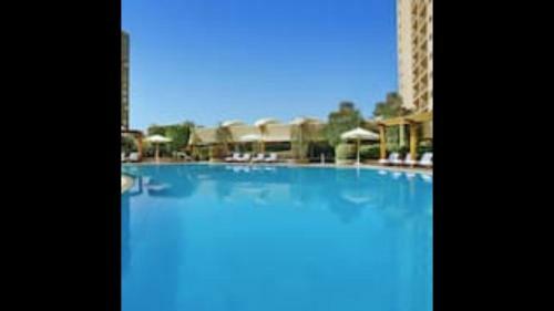 Hostal Room In Bb - Conrad Cairo Hotel Casino