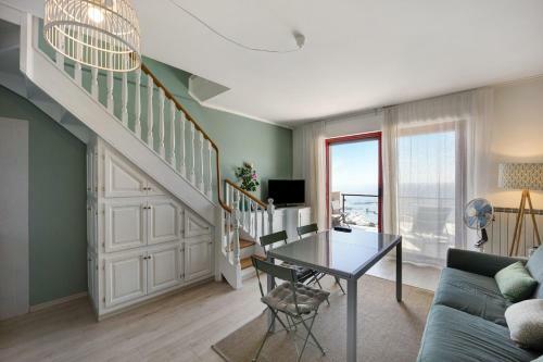 Apartamento Bellissimo Attico Con Piscina