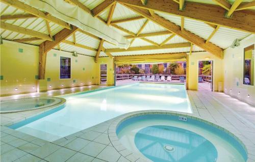 Apartment Cancale 90 With Outdoor Swimmingpool