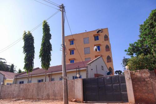 Hostal Kilifi Studio Apartment With Wifi, Entertainment & A Self Contained Kitchen.