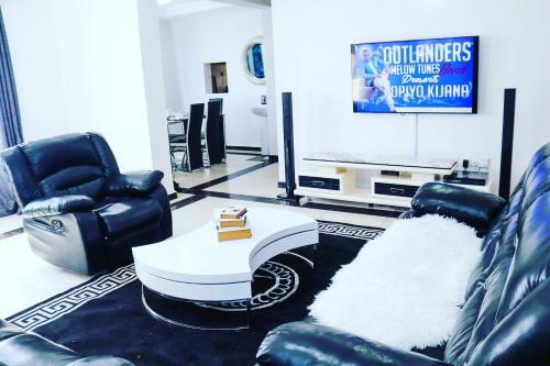 Apartamento Sofitel 4 Bedrooms Maisonette Milimani