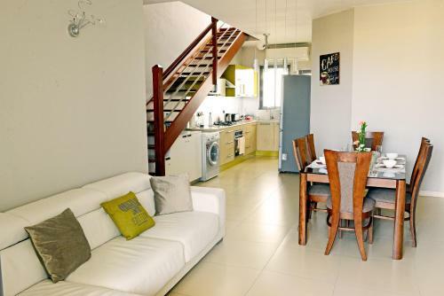Spacious 3 Bedrooms Apartment