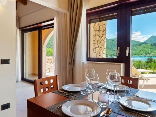 Spacious Holiday Home In Scanno With Garden