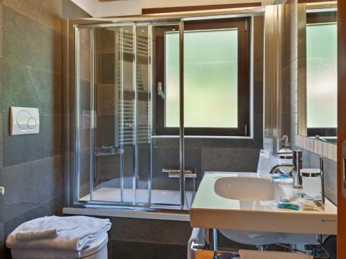 Spacious Holiday Home In Scanno With Garden