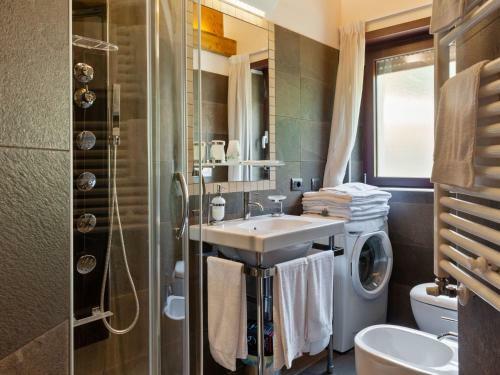 Spacious Holiday Home In Scanno With Garden