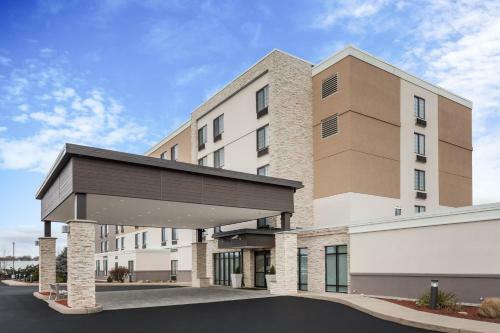 Holiday Inn Express Hotel & Suites Providence-woonsocket