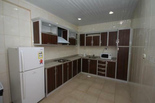Apartamento Al Thanaa Alraqi Hotel Suites