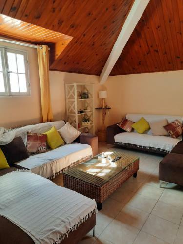 Bed & Breakfast G�te Les Cimes Caloupilon