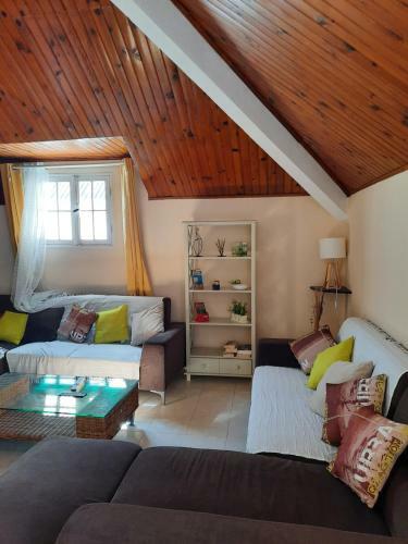 Bed & Breakfast G�te Les Cimes Caloupilon
