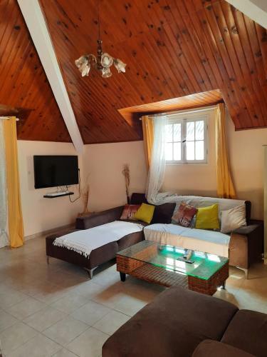 Bed & Breakfast G�te Les Cimes Caloupilon