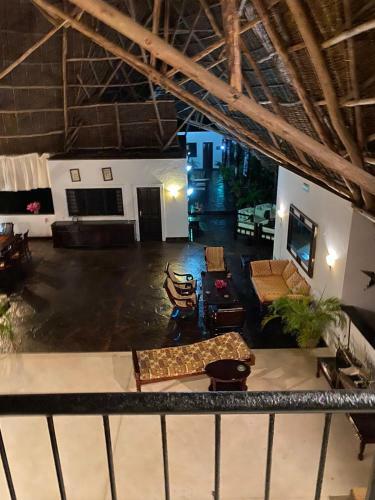 Nyumba Ya Maua (6-bedroom Villa With Pool)