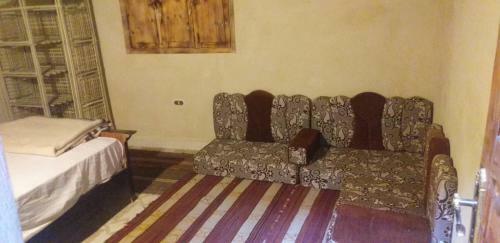Bed & Breakfast Tazol House