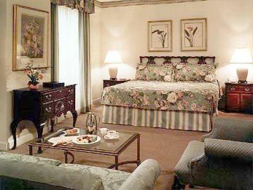 Hotel Whitehall
