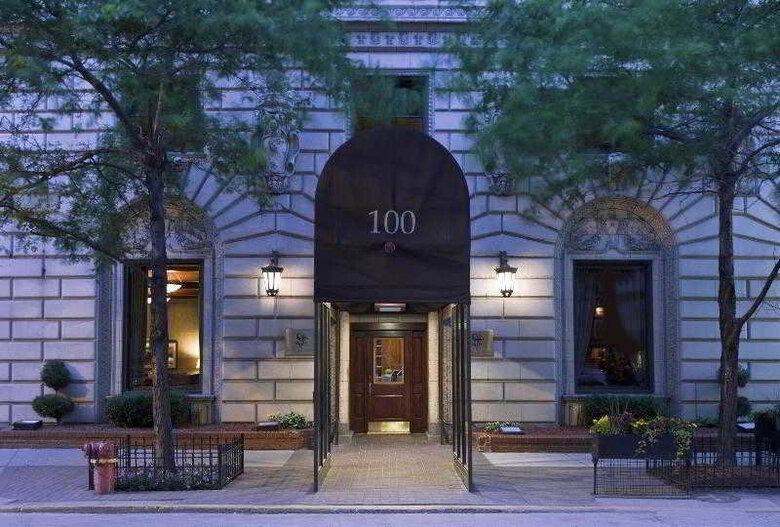 The Tremont Chicago Hotel At Magnificent Mile