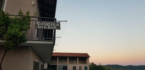 Bed & Breakfast Cascina Brichat Alta Langa