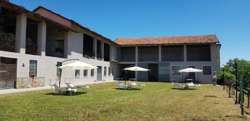 Bed & Breakfast Cascina Brichat Alta Langa