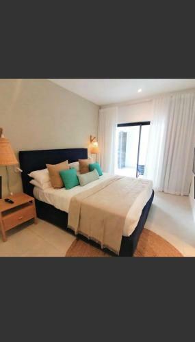 Eastern Blue Beachfront Luxury Apartment
