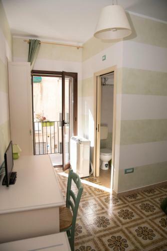 Hostal La Lanterna Di Bachi