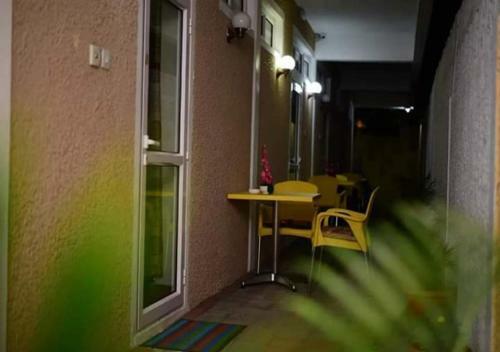 Hostal Easy Stay Residence
