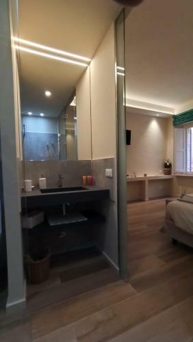 Hostal La Romantica Camere E Wellness
