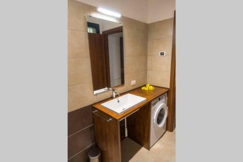 Apartment Victoria, Cozy Studio Flat Near Leonardo Academy